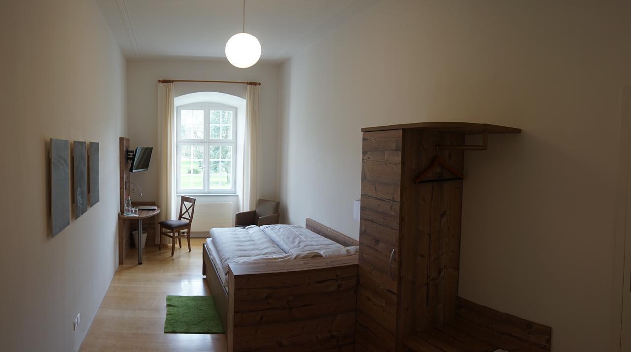 Klosterhotel Kreuz Mariastein Zewnętrze zdjęcie